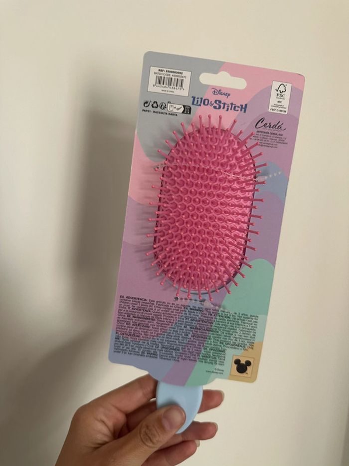 Brosse à cheveux Stitch Disney neuve avec étiquette - photo numéro 2