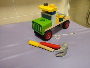 Train bois bricolage