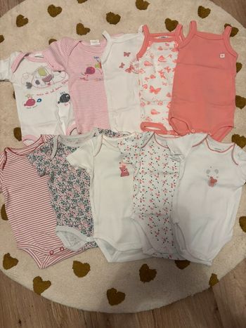 Lot 10 bodies manches courtes et bretelles fille 3 mois