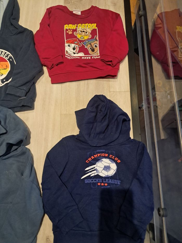 Lot de pulls et sweats neufs 36mois et 3ans - photo numéro 7