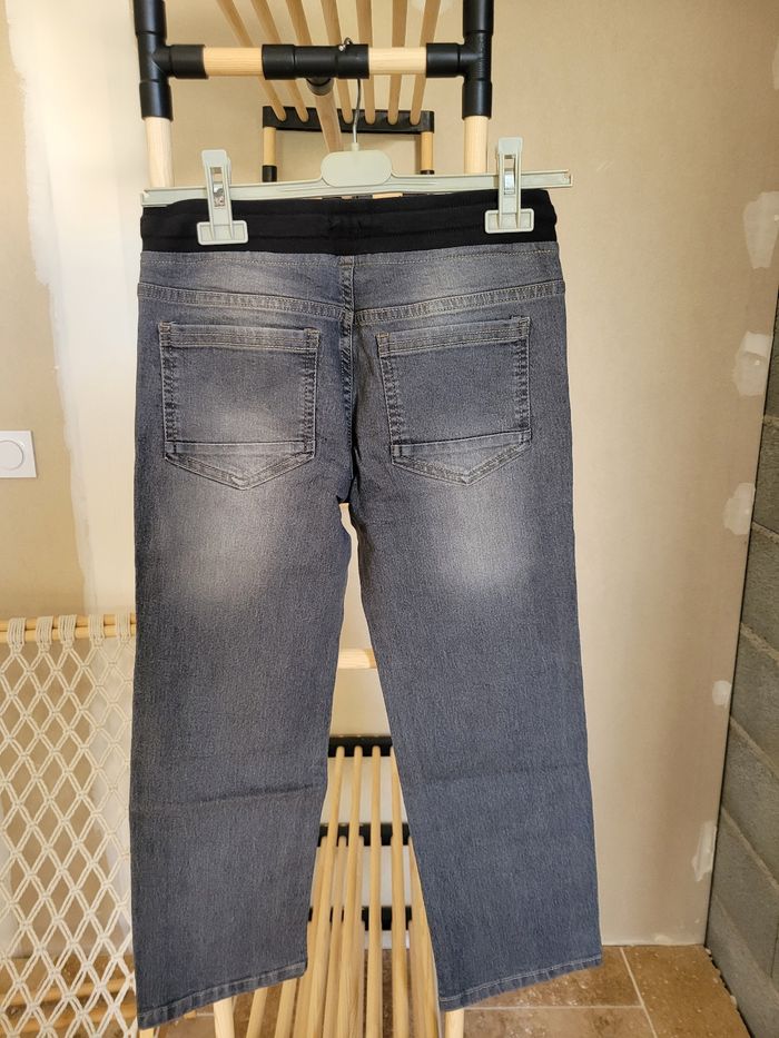 Jeans gris 8 ans neuf - photo numéro 2