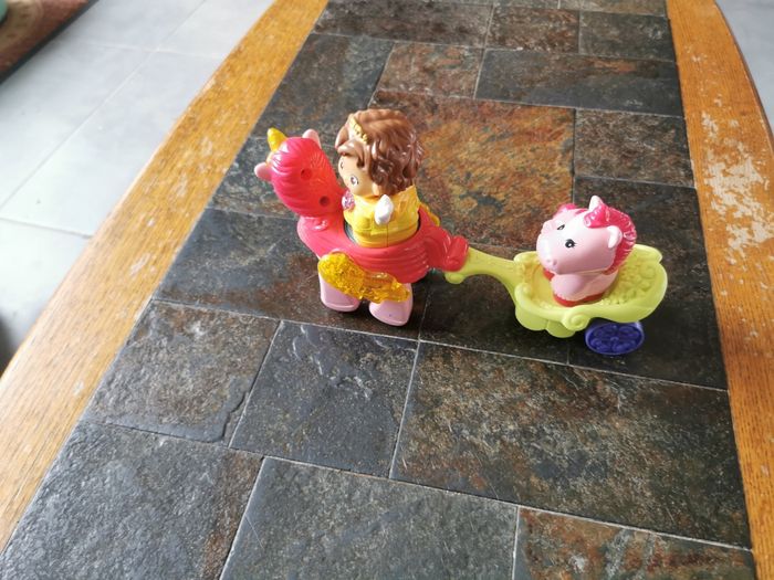 Tut tut copains La licorne magique de Claire, la princesse aventurière - photo numéro 9