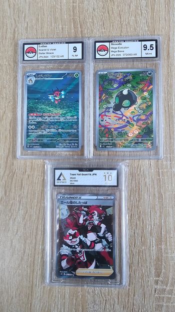 Lot de cartes gradée pokemon 