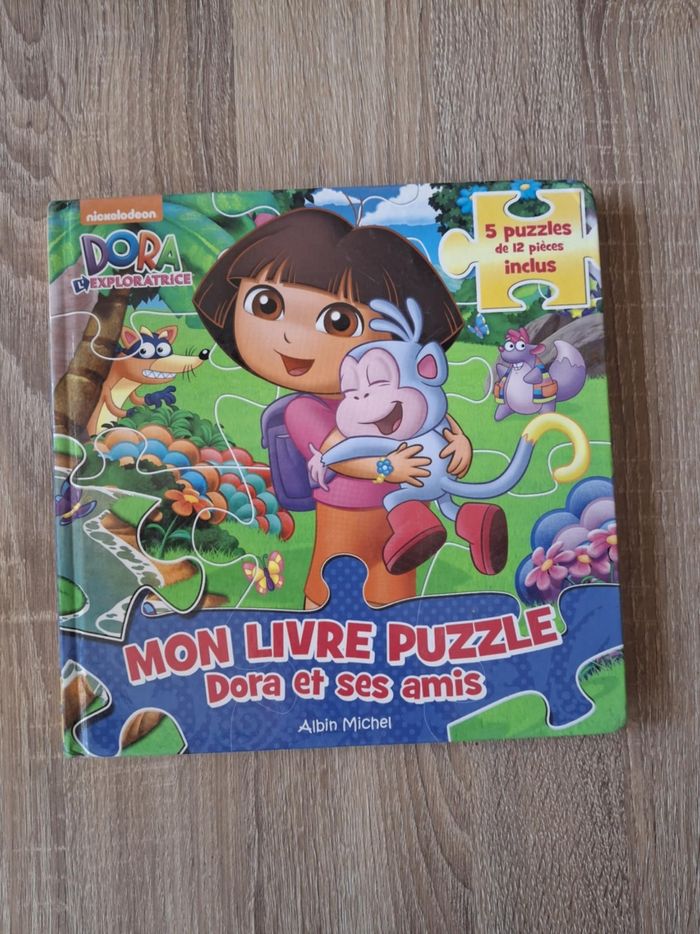 Livre puzzle Dora