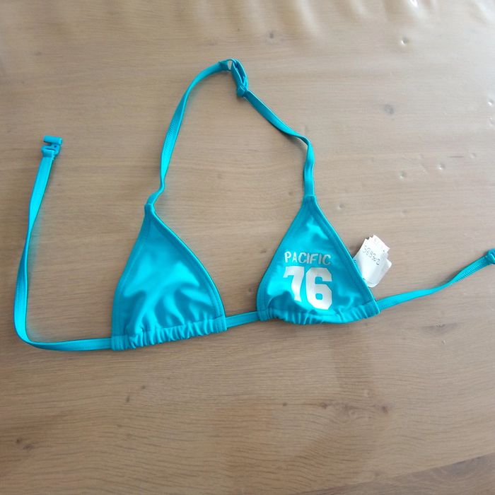 Haut de maillot de bain fille 11/12 ans neuf