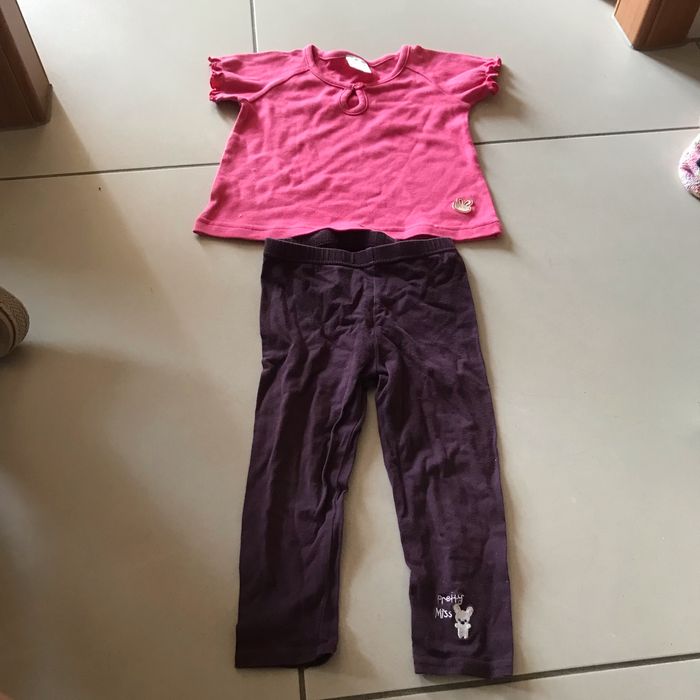 Lot legging violet et t-shirt rose 18 mois