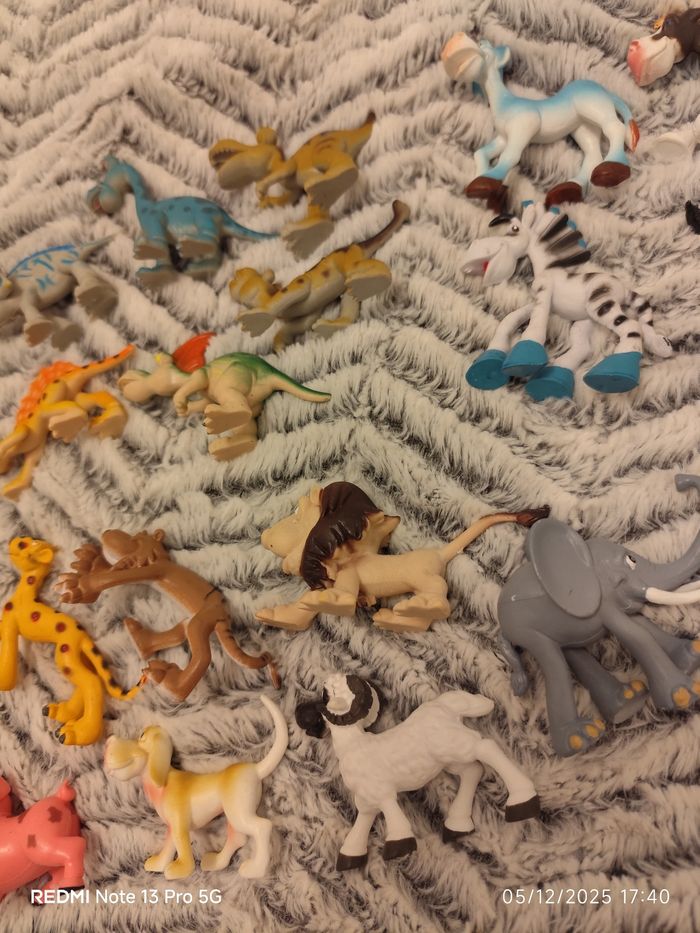 Lot d'animaux - photo numéro 10