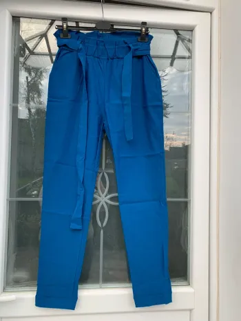 Pantalon carotte bleu canard TU 36/42 Boutique Italiana