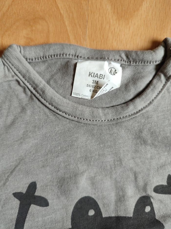Lot 2 t-shirts manches courtes et longues gris neufs Kiabi en 3M - photo numéro 3