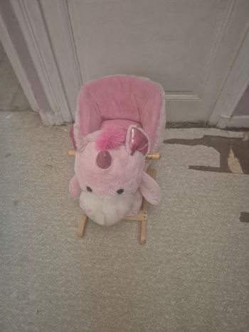 Licorne a bascule