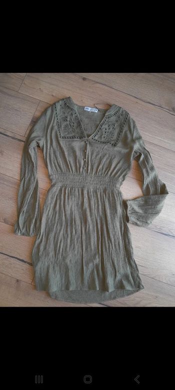 Robe kaki