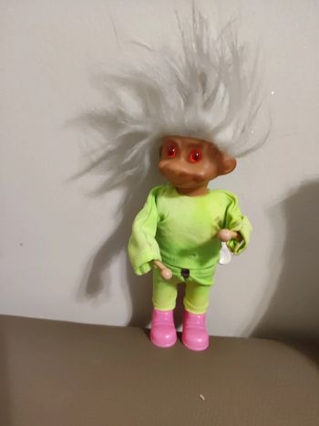 troll cheveux blanc mecanisme