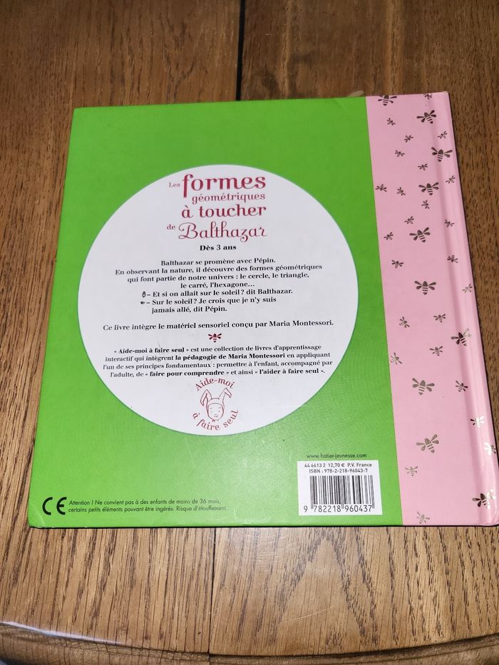 Livre à toucher les formes géométrique - photo numéro 6