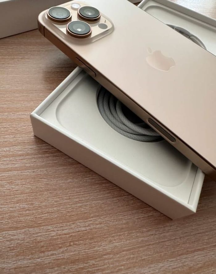 Iphon.16 pro Max - photo numéro 3