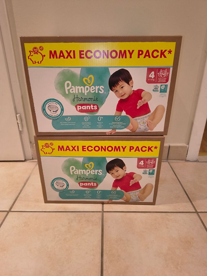 152 couches Pampers Harmonie Pants taille 4 (2 cartons de 76 couches) 🌿