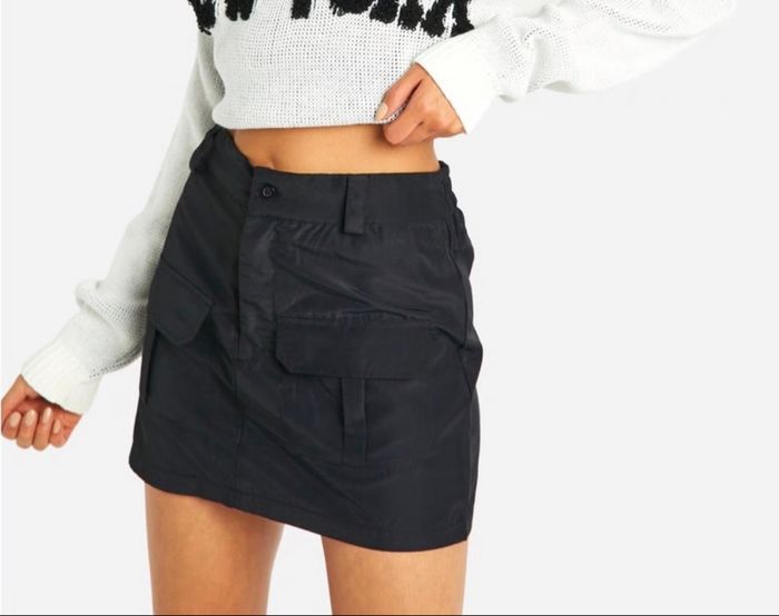 Jupe courte - photo numéro 7