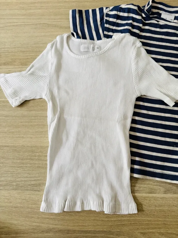 Lot de 2 t-shirts Zara - photo numéro 2