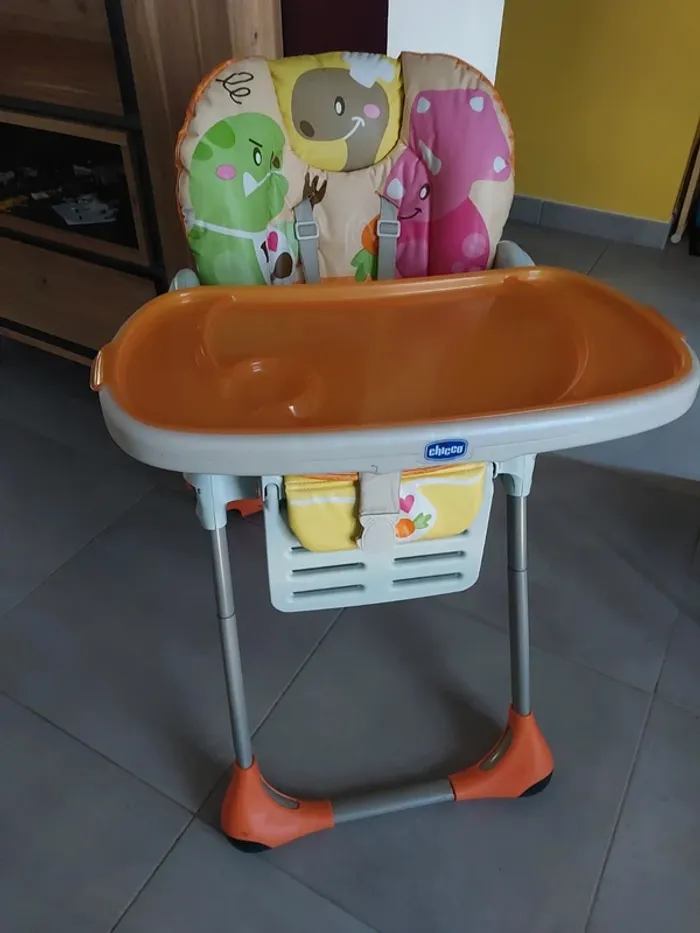 Chaise haute chicco polly 2en1 - photo numéro 2