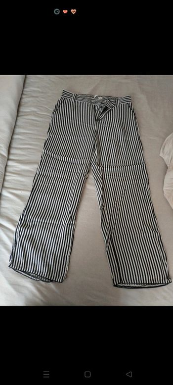 Pantalon a jambes larges rayé