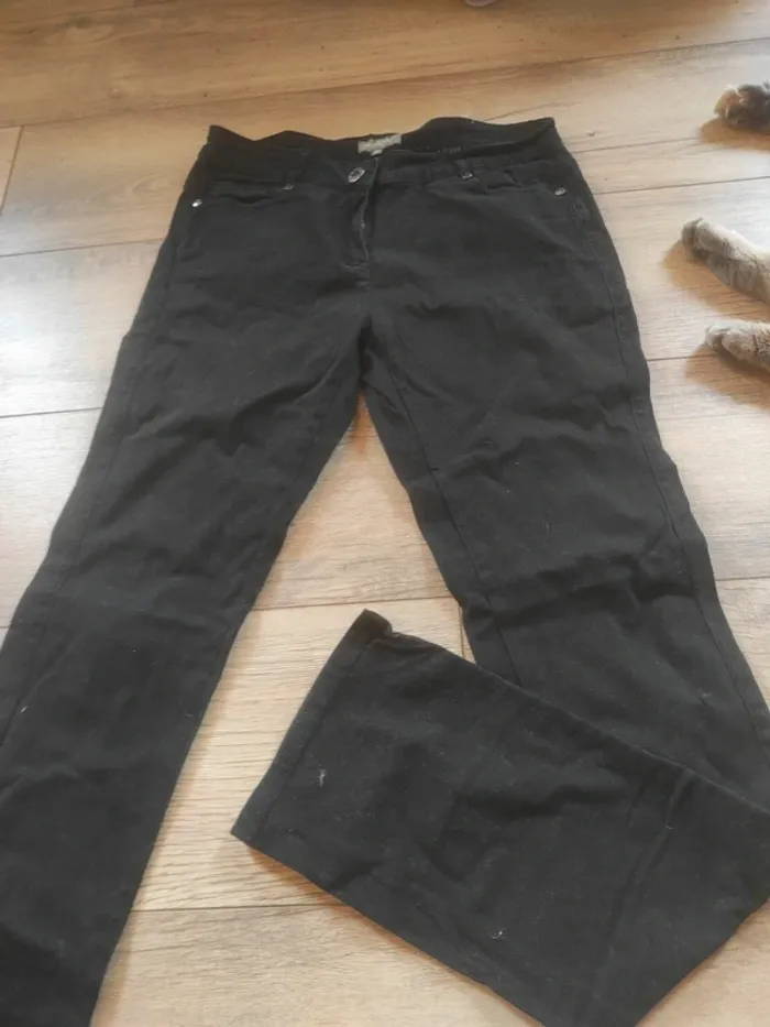 Jean noir taille 38 - photo numéro 4