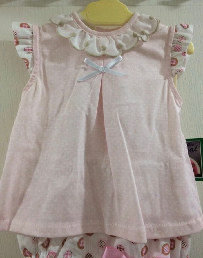 Ensemble, bébé fille, 6 mois - photo numéro 2