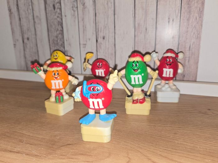 Lot figurines collector