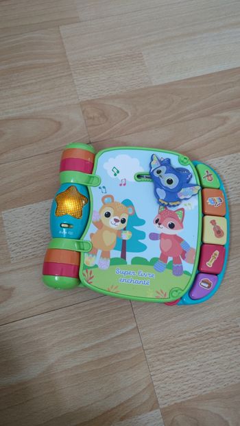 Super livre enchanté des baby loulou VTech livre interactif