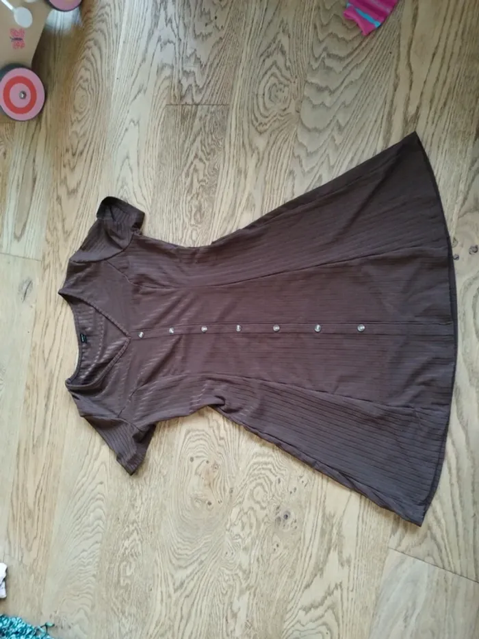 Petite robe marron S - photo numéro 3