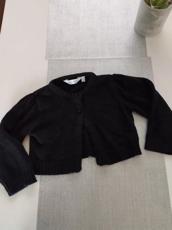 Jolie gilet taille 24 mois