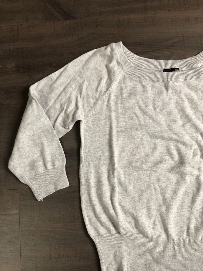 Petit pull léger manches 3/4 H&M gris taille 34 - photo numéro 2