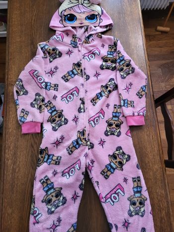 1 combinaison pyjamas fille 7/8 ans