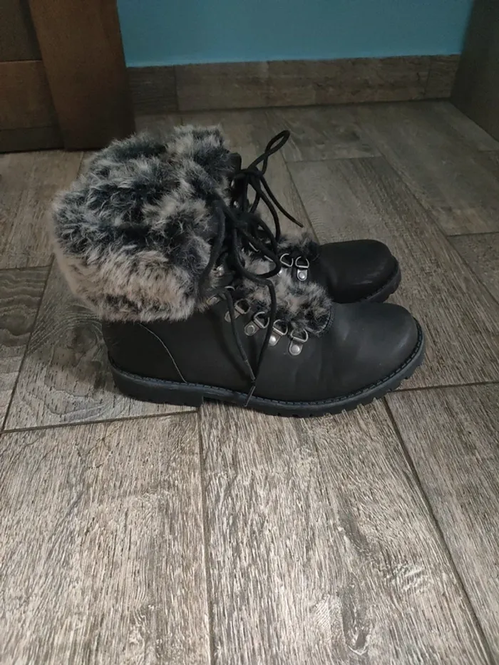 Bottes à fourrure - photo numéro 2