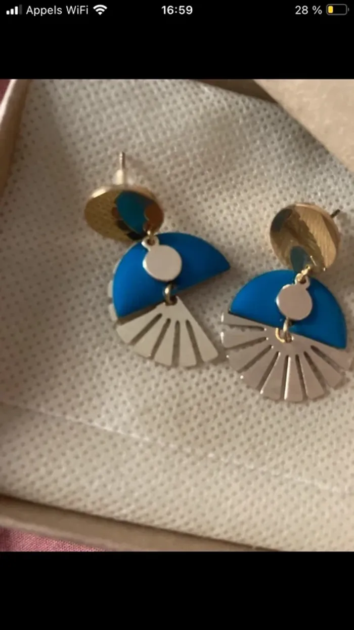 Boucles d’oreilles bleu et dorées - photo numéro 2