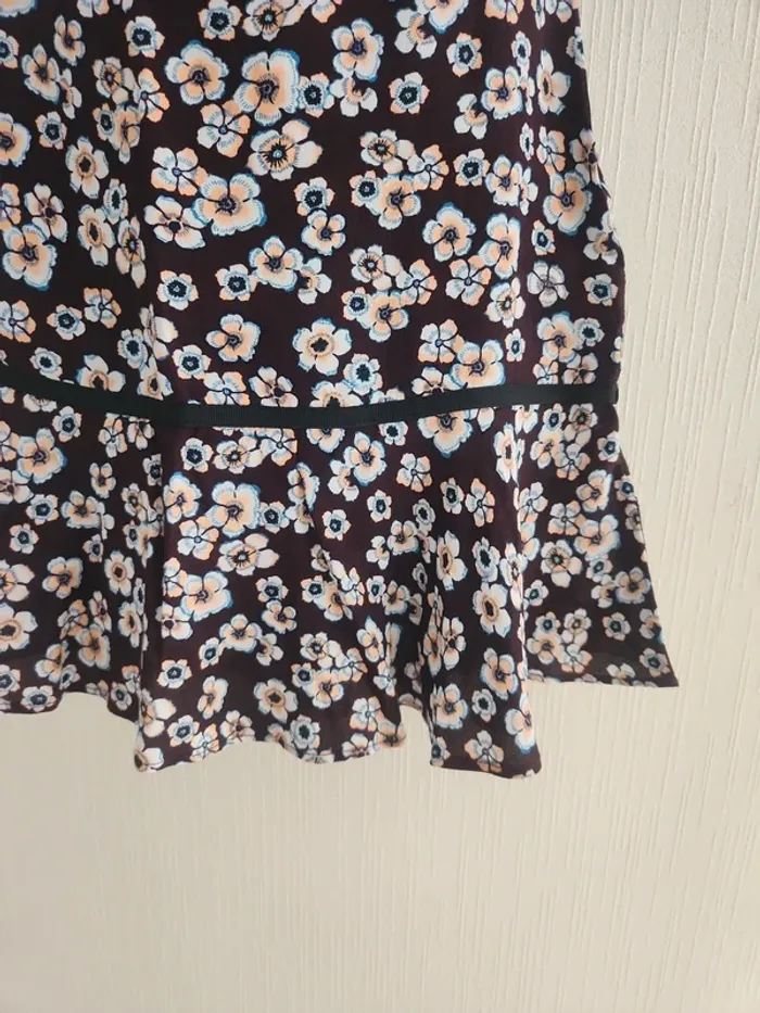 Jupe fleurie Naf Naf 34 neuve avec étiquette - photo numéro 4