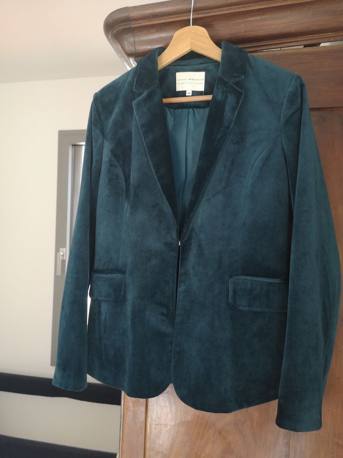 Blazer velours lisse.