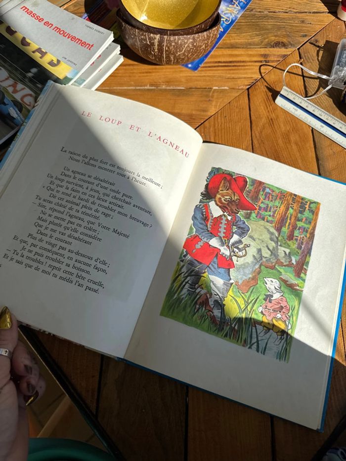 Livre ancien les fables de La Fontaine, 1960 - photo numéro 3