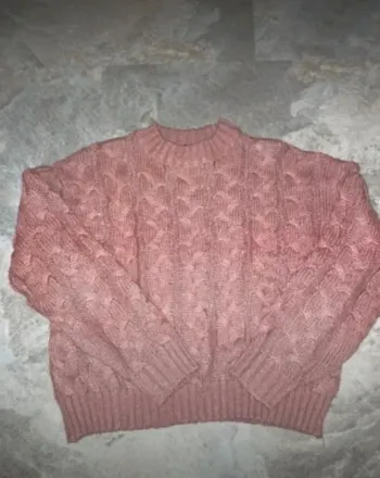 Pull marque esmara taille 42 en très bon état