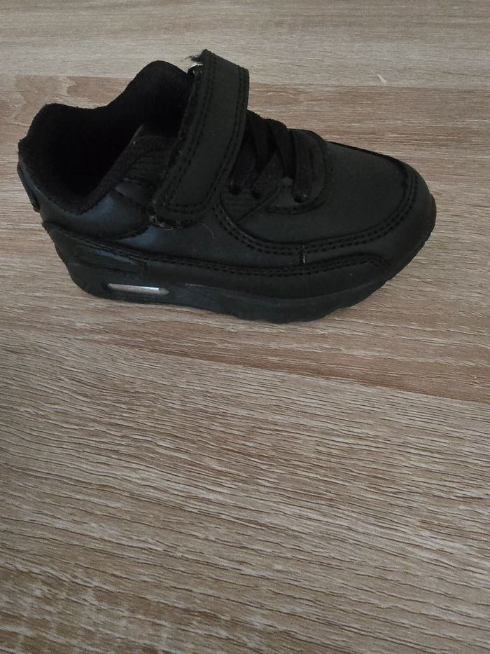Chaussure taille 20 - photo numéro 4