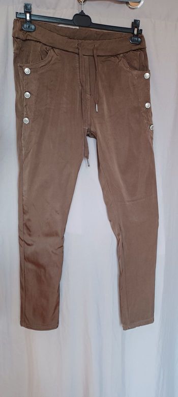 Très beau pantalon femme T U 