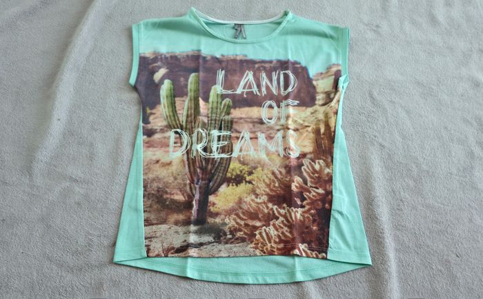 T-shirt - photo numéro 1