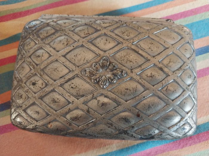 Lot de 2 Boites a bijoux en metal argenté - photo numéro 3