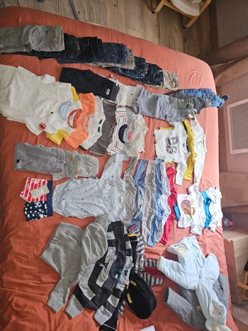 Gros lot de vêtements 3 mois garcon 