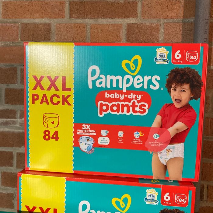 Couches Pampers baby dry pants taille 6