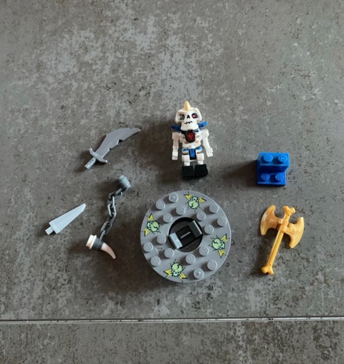 Toupie Ninjago ( Légo) - photo numéro 3