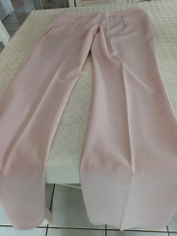 Pantalon rose T 38 large - photo numéro 6
