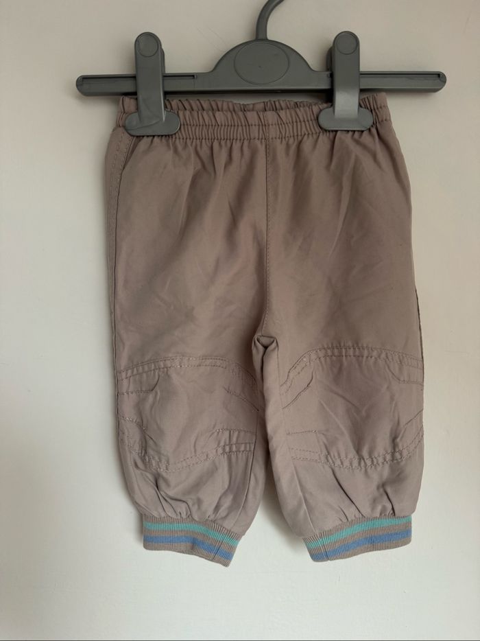 Pantalon beige 6 mois très bon état