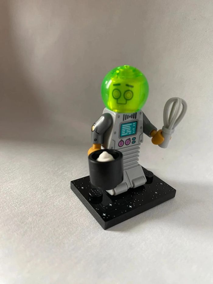 Minifigurine LEGO Séries 26 l'espace (71046) - N°9 Robot Majordome - Neuf - photo numéro 2