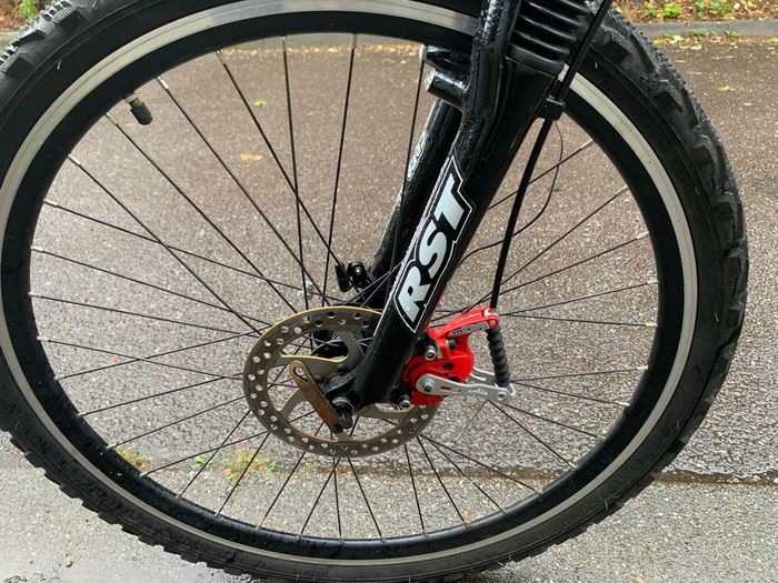 Vélo VTT suspendu - photo numéro 7