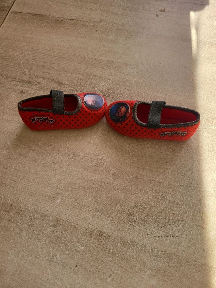 Chaussons Miraculous. 24. - photo numéro 3