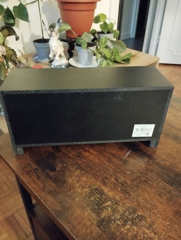 Petite armoire , 3 tiroirs - photo numéro 2